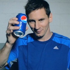 LEO MESSI PEPSI CAN TRICK #YallaNow _ اعلان بيبسى