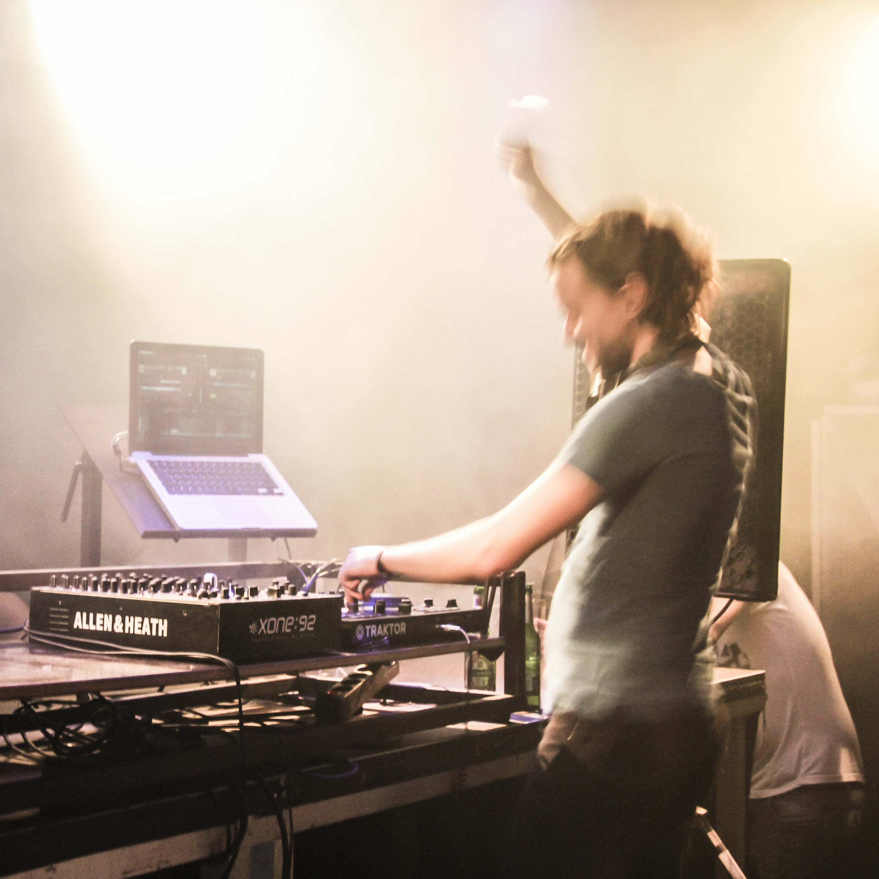 Blake Sutherland @ 5 Jahre BergWacht Artheater Cologne 19.10.2013 episode artwork