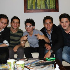 MUERTO VIVIENTE ANOMALÍA 2012