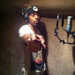 King Malo - 500 Barz (in his garage)