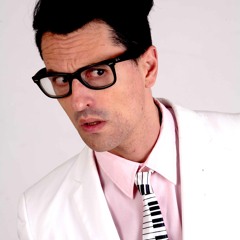 DINGER KING: El rap de Paulina