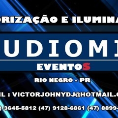 Dj Leandrinho RN Ft.Mc Leandrinho - Gostosin Tu Vem Sentando (2014)