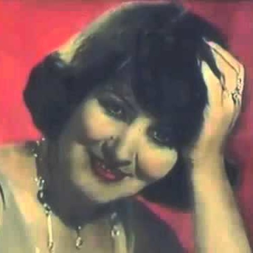 Nəzakət Məmmədova-Gəl İnad Etmə Boylə