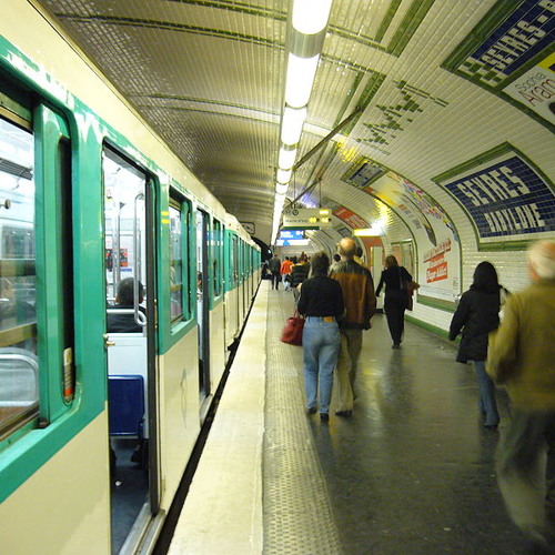 Chant des sirènes de sous terre