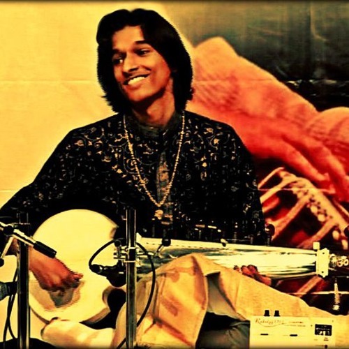 Abhishek Borkar (Sarod) - Raag Kaunsi Kanada - Part 1 (Alaap)