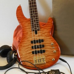 Yam BBG4 ( added jazz pickup in MM's spot )