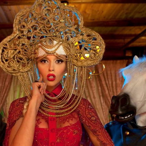 Artenholz porno rasmlar Katie Price porno filmlarini onlayn tomosha qiling