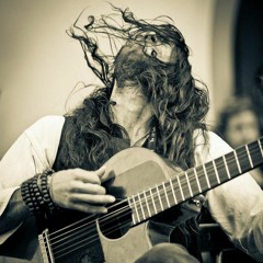 Estas Tonne