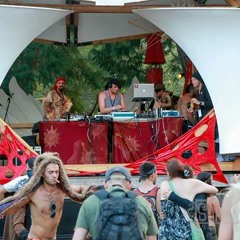 PLURNTWOLF - Fall Fur {tails up} Mix