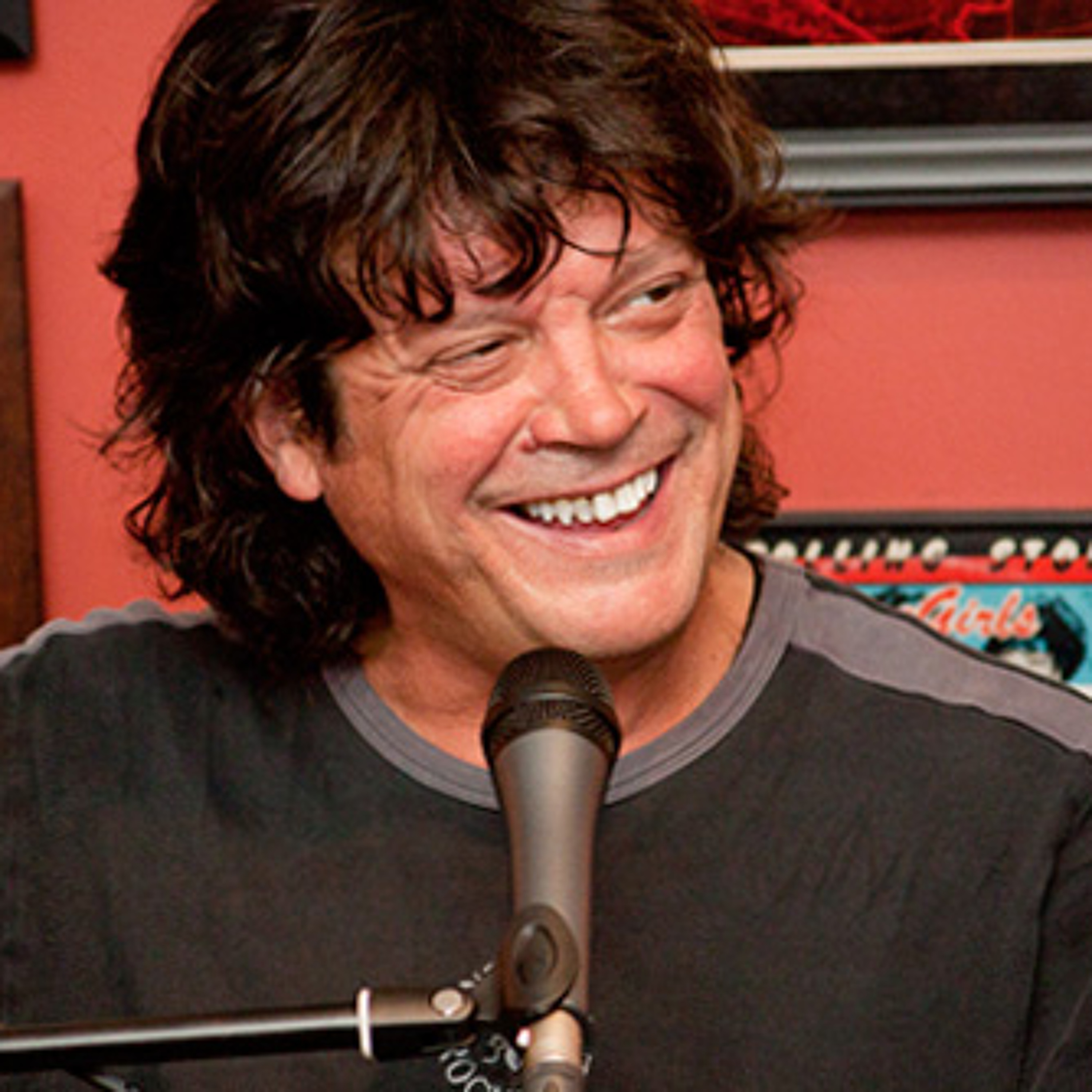 97.7 HTZ-FM