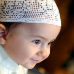 فمبلغ  العلم فيه انه بشر