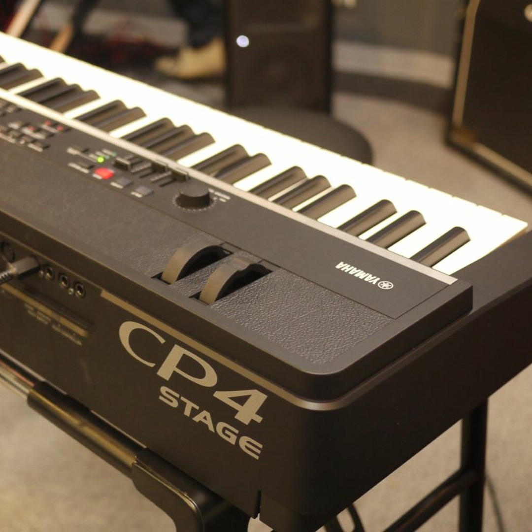 ヤマハ CP4Stage ヤマハ | CP4/40 STAGE - ステージピアノ/ステージキーボード - 概要