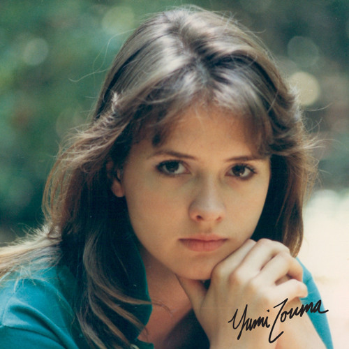 Yumi Zouma - Riquelme