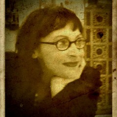 Les Nuits D'une Demoiselle