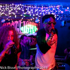 "Chillin Out" (Funk Medley) @ Bull McCabe's