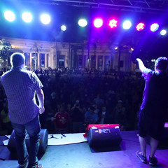 Tres Aviones Diferentes(pokserTONO LIRIKO)(eddita VERSO TRIPEADO)(elementoemece  TRAFICOSTYLO)