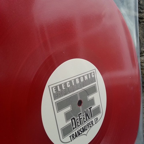 DeFeKT - Transmuter EP [Electronic Explorations EE:V:002 ] (clips)