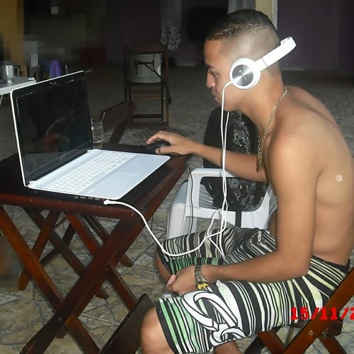 MC JJ - JÁ TÃO VIRANDO MOÇA (( DJ MARLON UFC )) FICAP 2013