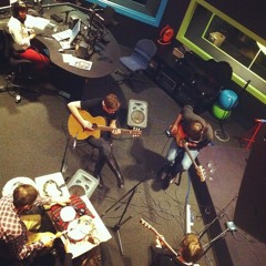 Power To The Women Of The Morning Shift acoustic session @ couleur 3