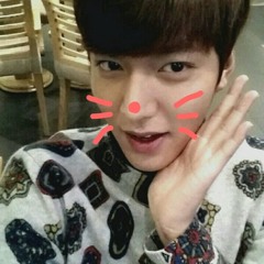 Kim Andy ft. Leokjae - LovE is dA momEnT