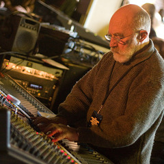 Hommage à Bernard Parmegiani et aux voyageurs inter galactiques