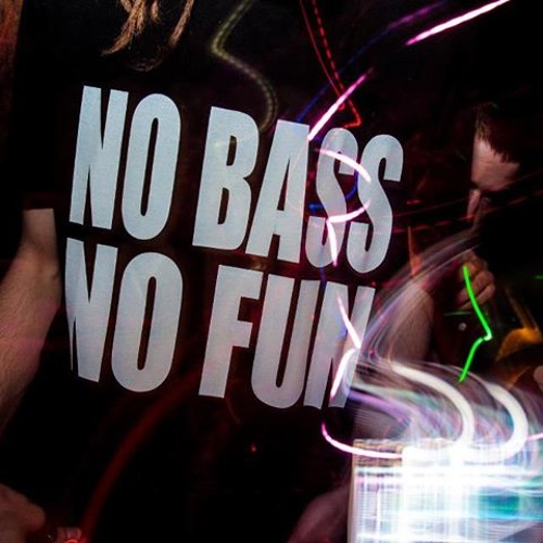 The Breakfastaz feat. Ivory - Girls, Money, Drink and Drugs
