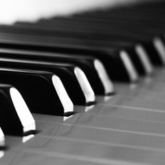 David Guetta ft. Sia - Titanium | Piano cover by Dee