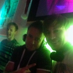 Steven B. & Linein / Advent Advent das Barclays brennt / 2013