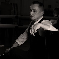 FirstnameFrank featuring Jamie Brewer "Merry Christmas Everybody"