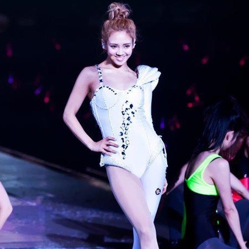 Hyoyeon - Please don't stop the music