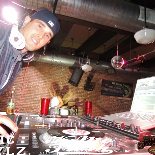 Live Mix from Lowell Smokehouse Tavern 12/6/13