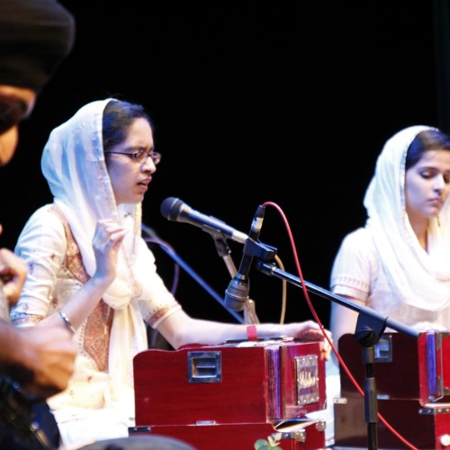 Yak Arz Guftam & Nanak Teri Tasveer Nu - Amrita Kaur