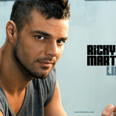 Ricky Martin - A Medio Vivir (COVER)