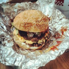 CCMG-Eating Problems  ASAP- Fu#@+n Problems Parody #SnackTrappin