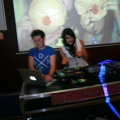 Talk to the Animals -  Martin Garrix ft Storm Queen (Kavan Dee Mash-up)