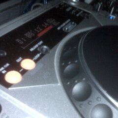 Vitambi Red Scratch2