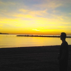 Manu Senent Feat.Suzanne Ciani - Inverness (Sunrise with a lost love in the world)