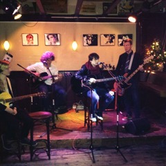 Interview Heemskerk FM 2013 + Cover of Slade's "Merry Christmas Everybody"