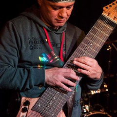 Anouman (Django Reinhardt) 15-12-2013 Ron Baggerman - Ziggy Tapguitar