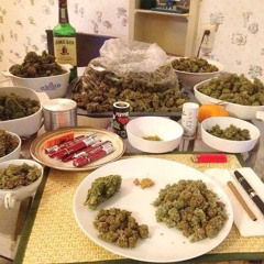 Royal La Familia - Roll Up(Light Up)