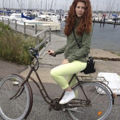 EMPRESS OF DI EARTH by QUEEN BELLA