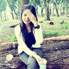 Listya Ernisya - Listen