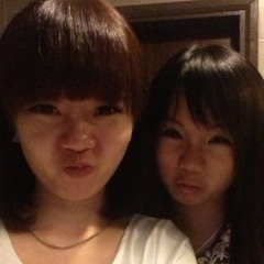 我要把这首歌送给我宝贝，虽然我不在你身边，但我心已经在你哪lah，hahaha，再多2个小时就你生日了，祝你青春美丽，事事顺利，天天都要happy(^○^)（≧∇≦）唱的不好的不要笑o