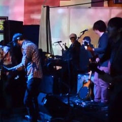 The Dulldrones Of The MK Ultrasonic Guitar (live)