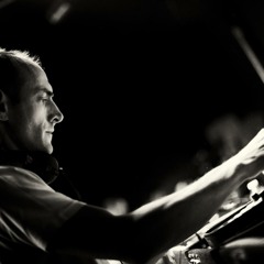 DJ SETS