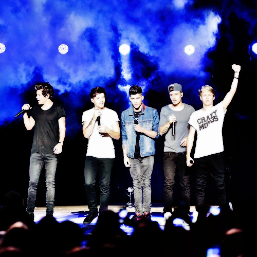 One Direction - Better Than Words (Live In Concert)