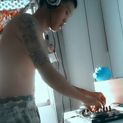 黃文星-三心兩意  加持版 (DJ 希VS祥祥 2013 ReMix)