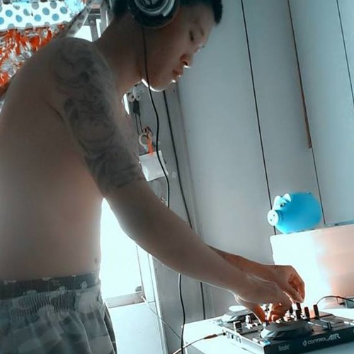 Stream 黃文星 三心兩意加持版 Dj 希vs祥祥2013 Remix By Djkcy Listen Online For Free On Soundcloud