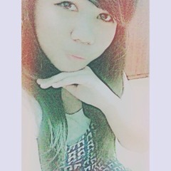 Cinta 3 segi- kristal (: