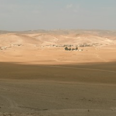 In between day and night